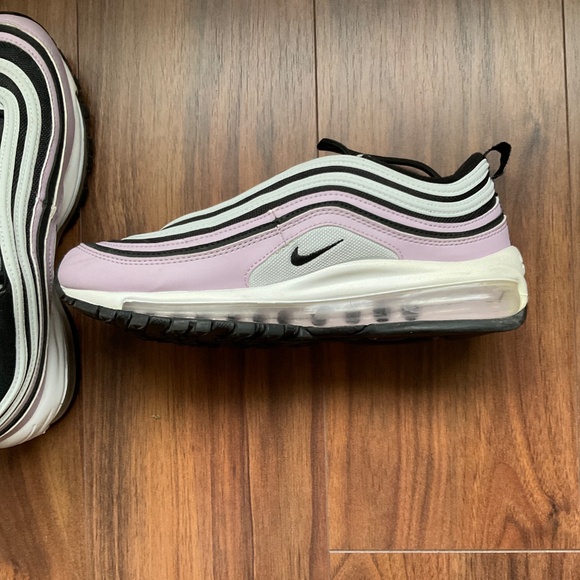 Nike sneakers - Picture 3 of 4